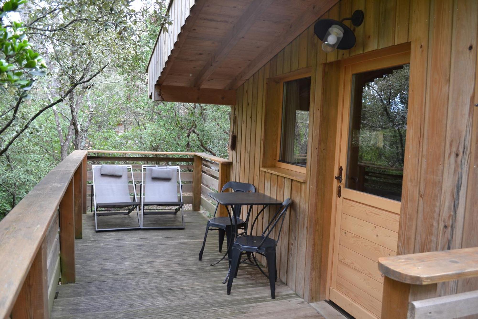 Les Cabanes Dans Les Bois Logis Hotel Villedubert Dış mekan fotoğraf