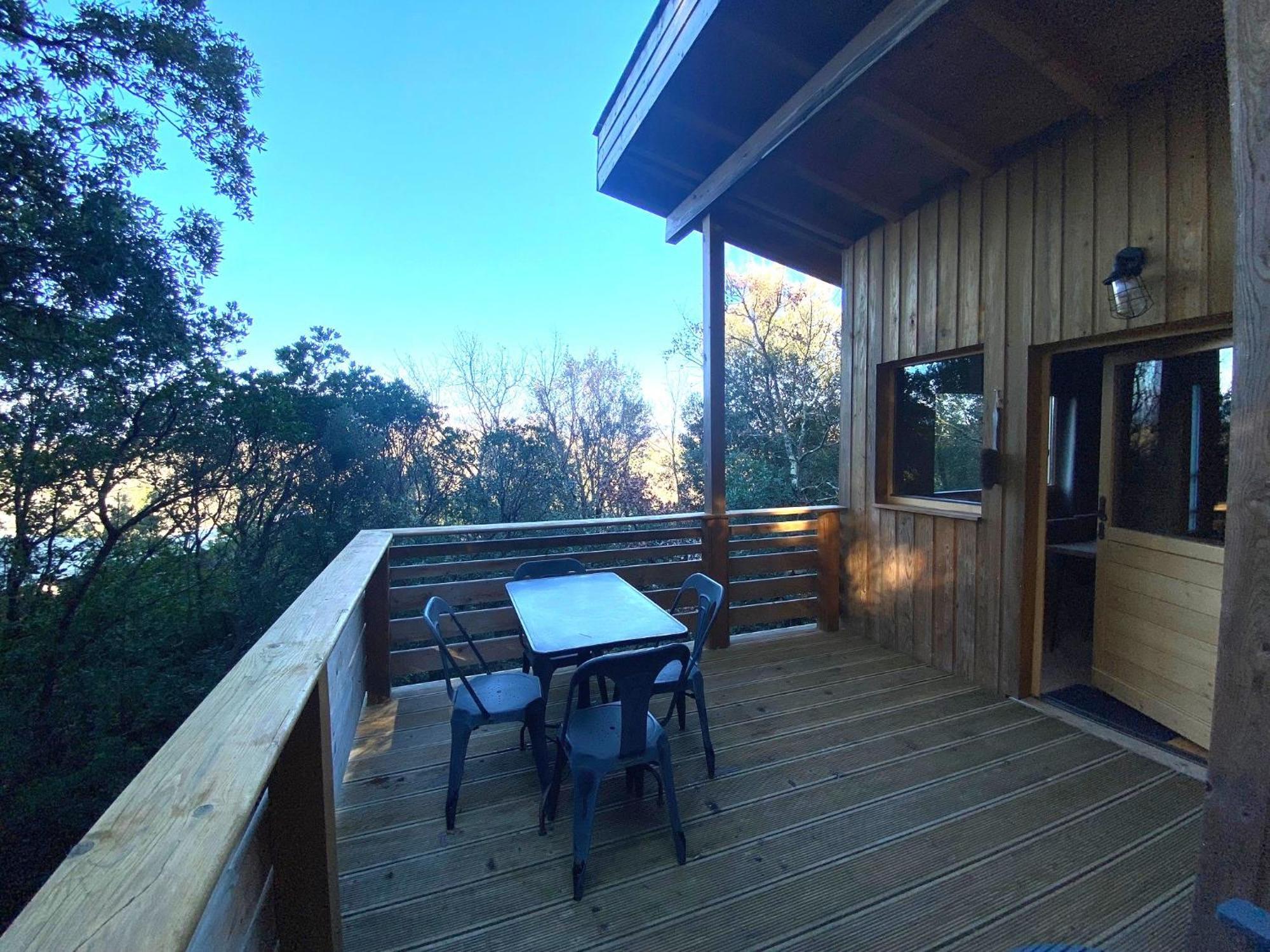 Les Cabanes Dans Les Bois Logis Hotel Villedubert Dış mekan fotoğraf