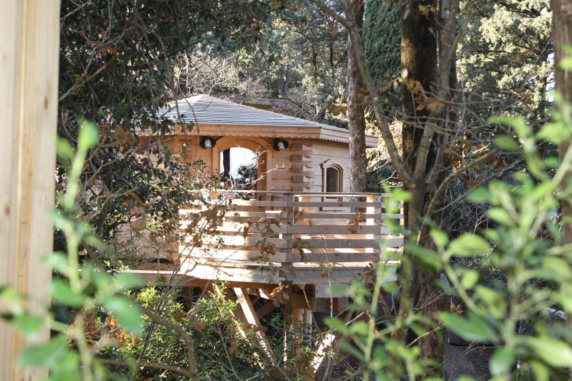 Les Cabanes Dans Les Bois Logis Hotel Villedubert Dış mekan fotoğraf