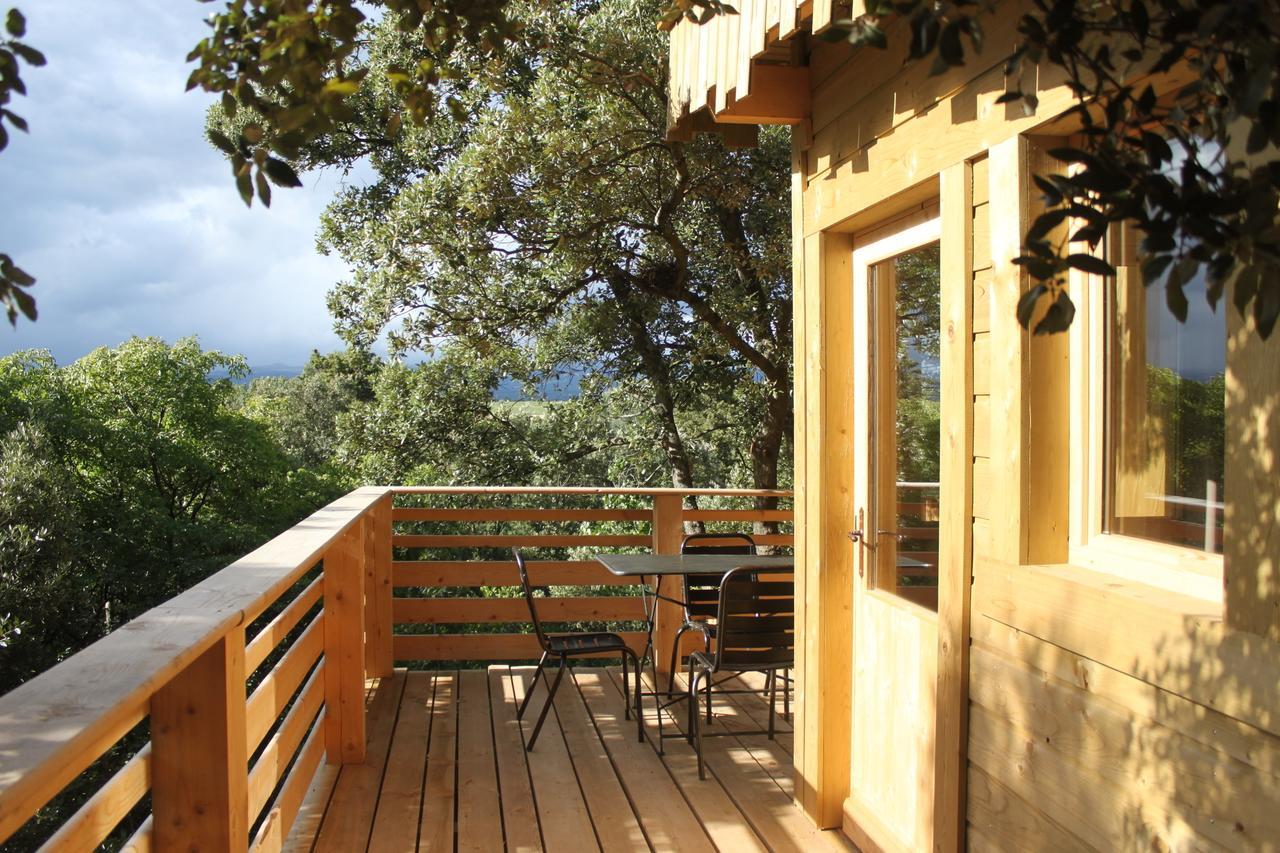 Les Cabanes Dans Les Bois Logis Hotel Villedubert Oda fotoğraf